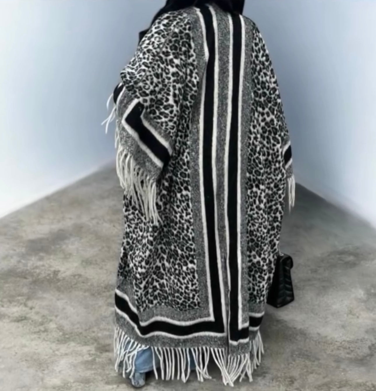 Wild Side Fringe Duster